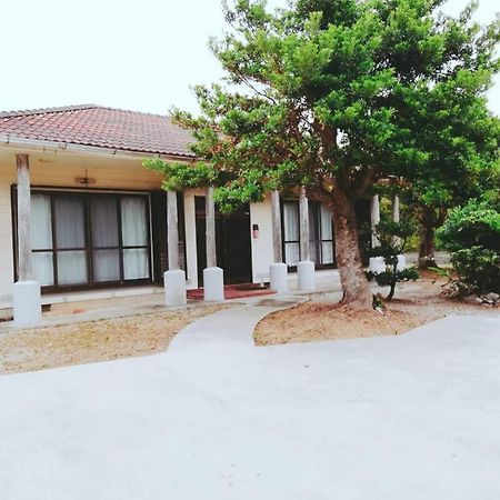 Kakazu Cottage Motobu Bagian luar foto