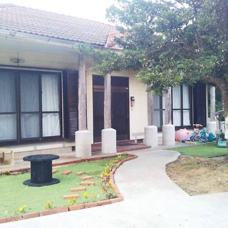 Kakazu Cottage Motobu Bagian luar foto